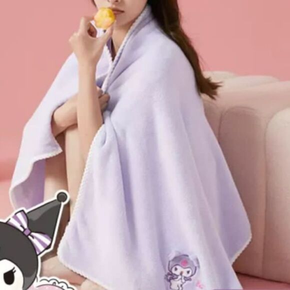 Brand New Sanrio Purple Kuromi Bath Towel - Picture 1 of 7